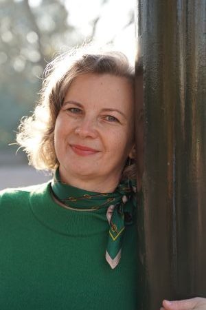 Corina Pall