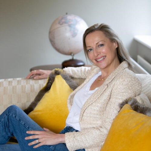 Elizabeth Laing