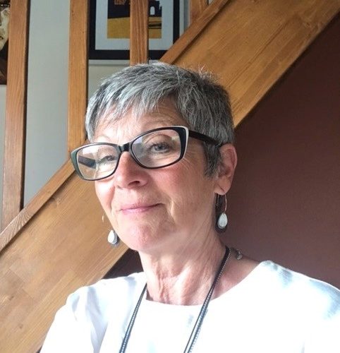 Lorraine Crosse