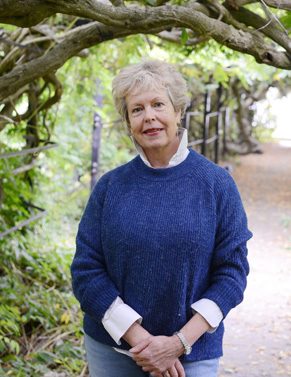 Susan Hollins